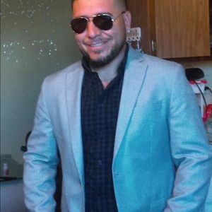 Meet your Posher, Douglas